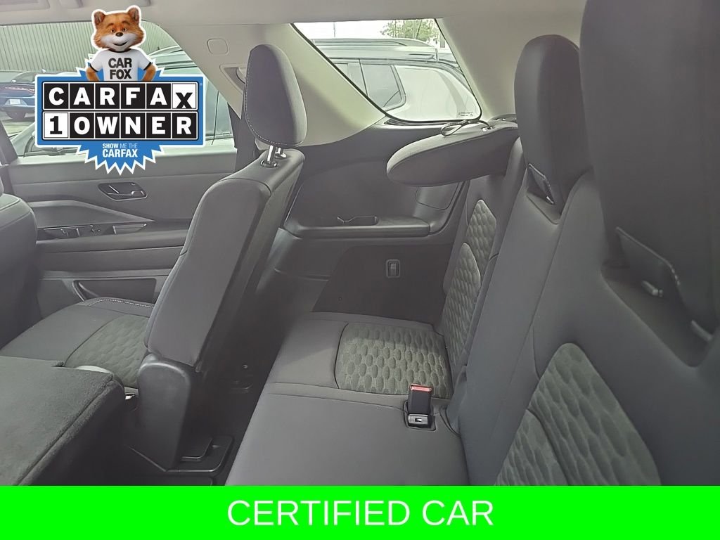 Used 2025 Silver Nissan S image 14