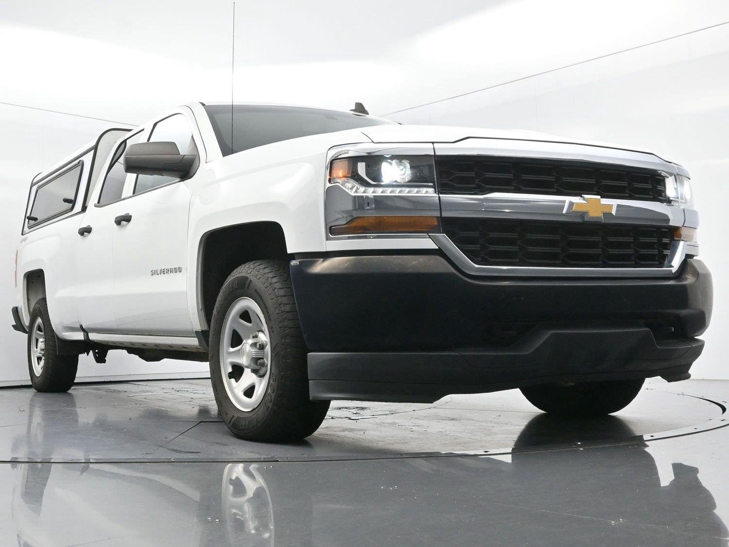 Used 2019 Summit White Chevrolet Work Truck image 38