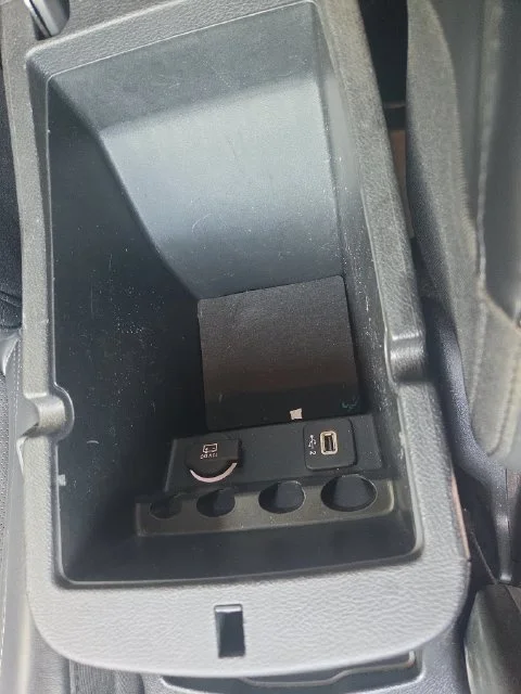 Used 2020 Gray Jeep Latitude Plus image 31