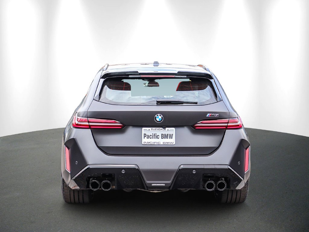 2025 BMW M5 photo 5