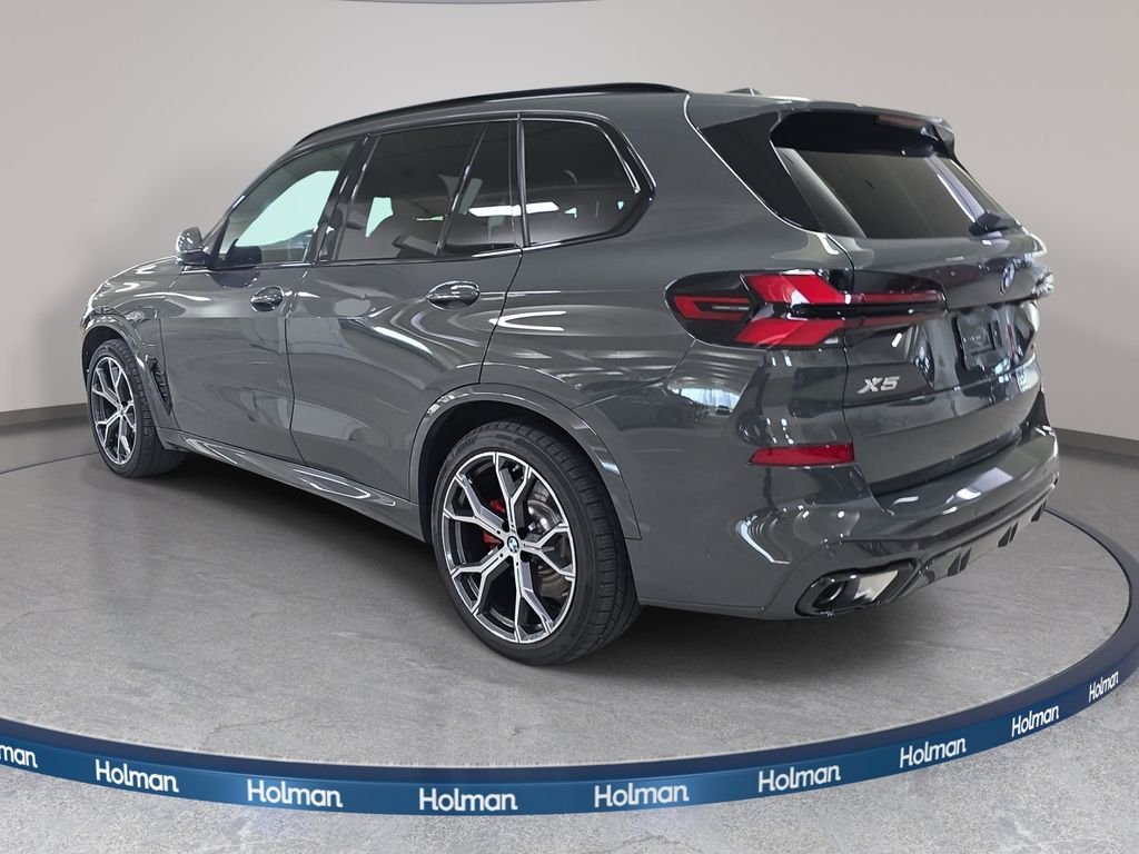 Used 2026 Dravit Grey Metallic BMW xDrive50e image 9