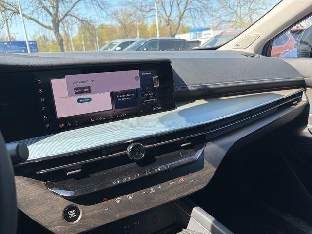 Certified Used 2025 Gun Metallic Nissan SL image 8