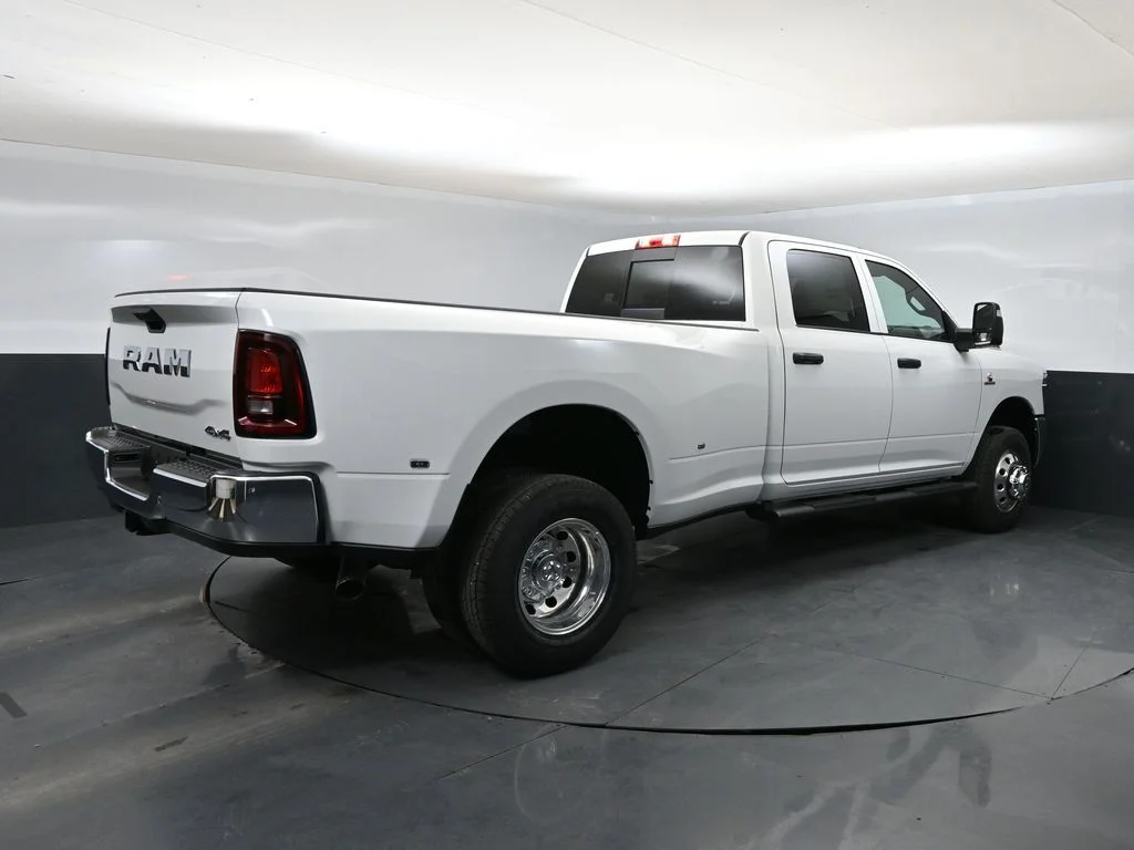 New 2026 White Ram Tradesman image 2
