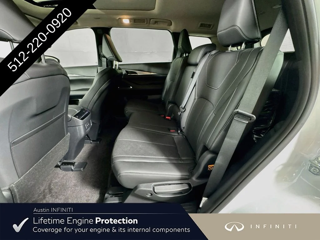 New 2027 White INFINITI LUXE image 31