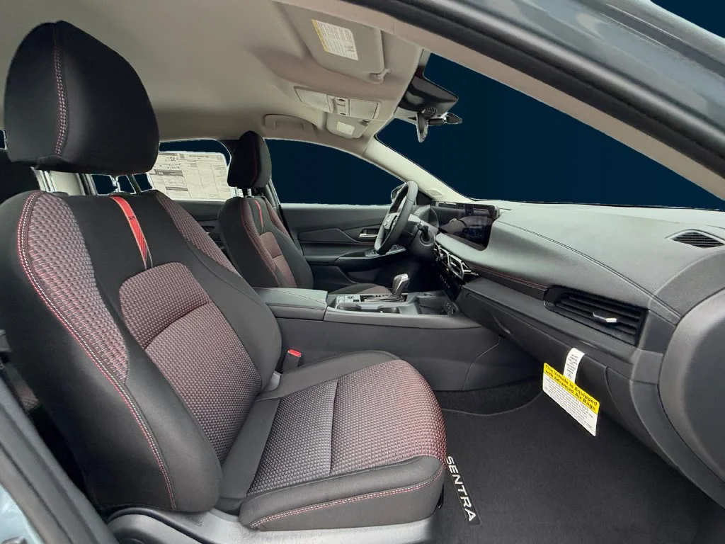 New 2027 Gray Nissan SR image 17