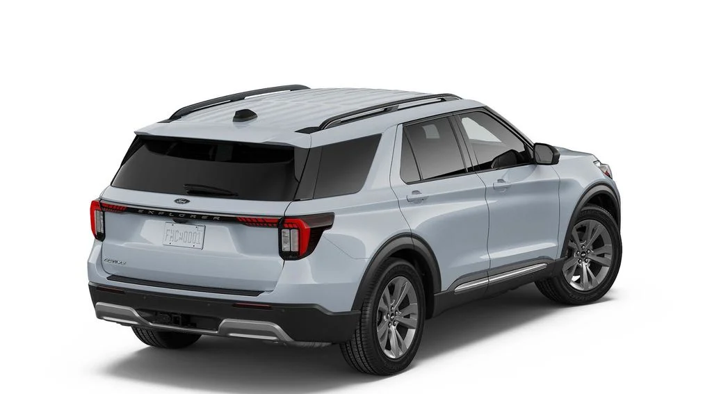 New 2026 Space White Metallic Ford Active image 3