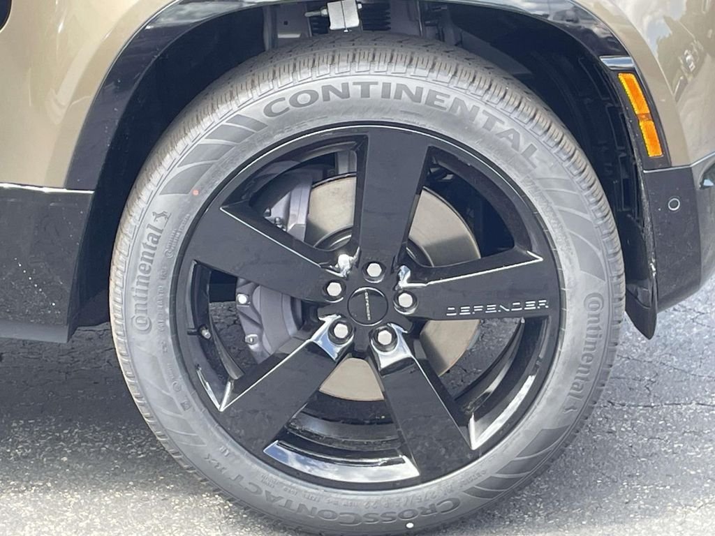 New 2026 Gondwana Stone Land Rover X-Dynamic SE image 5