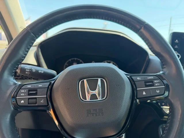 Used 2023  Honda EX-L image 12
