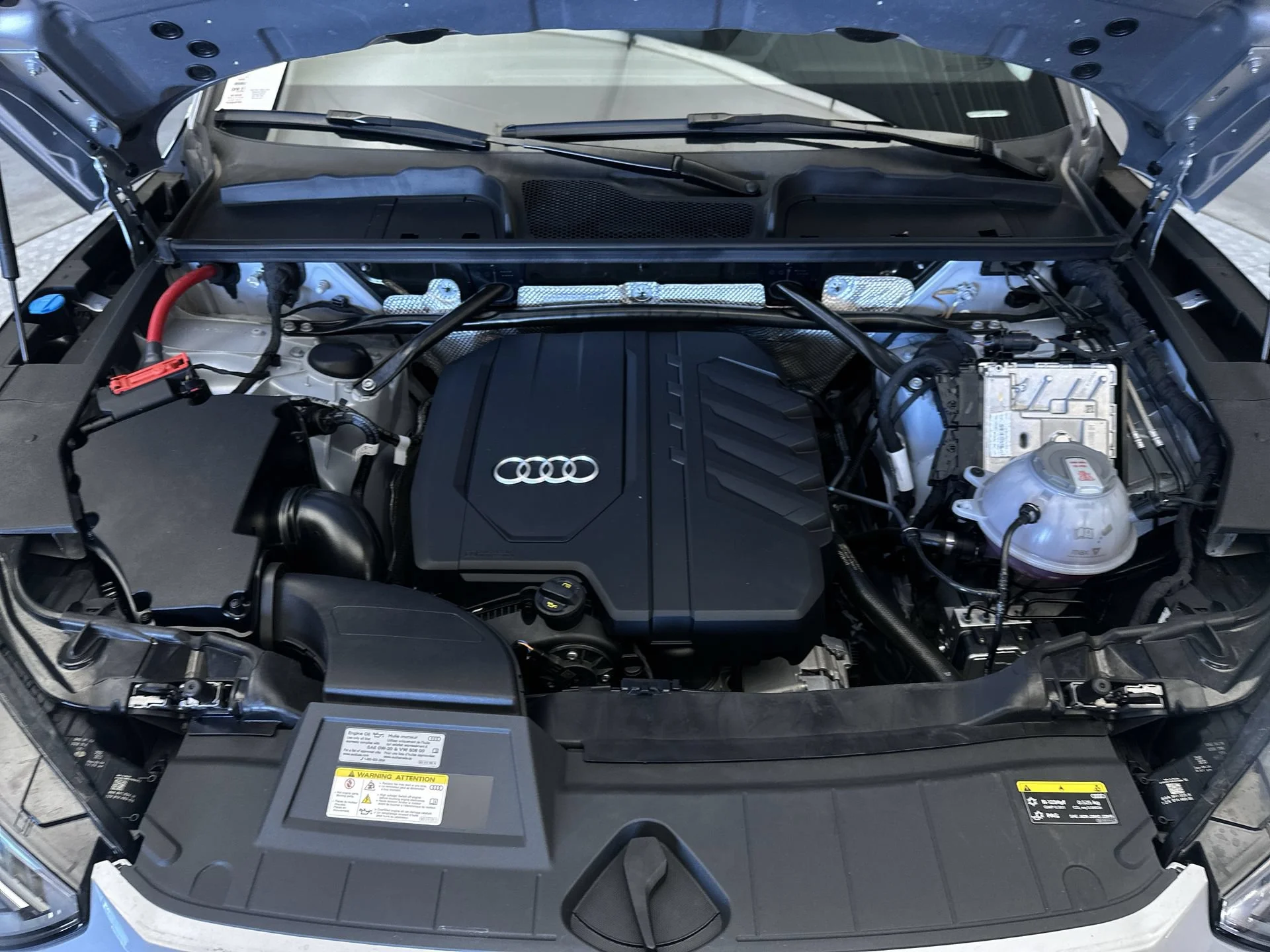 Used 2025 Florett Silver Metallic Audi S line Premium image 28