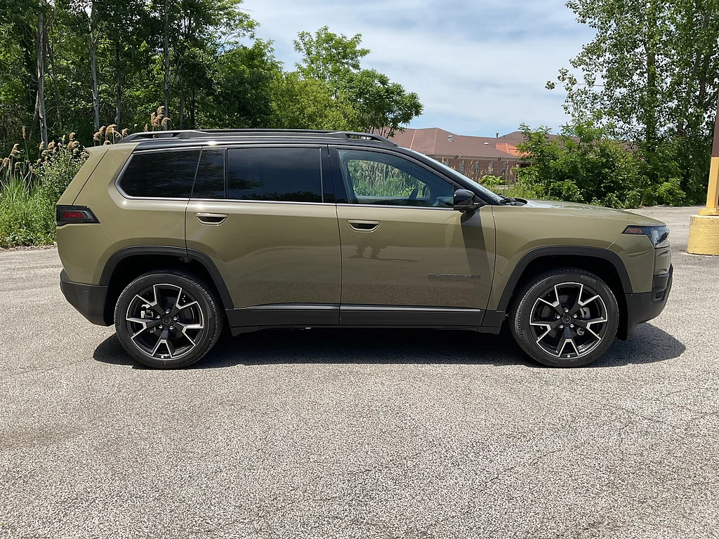 New 2026 41 Exterior Paint Jeep Overland 4x4 image 4