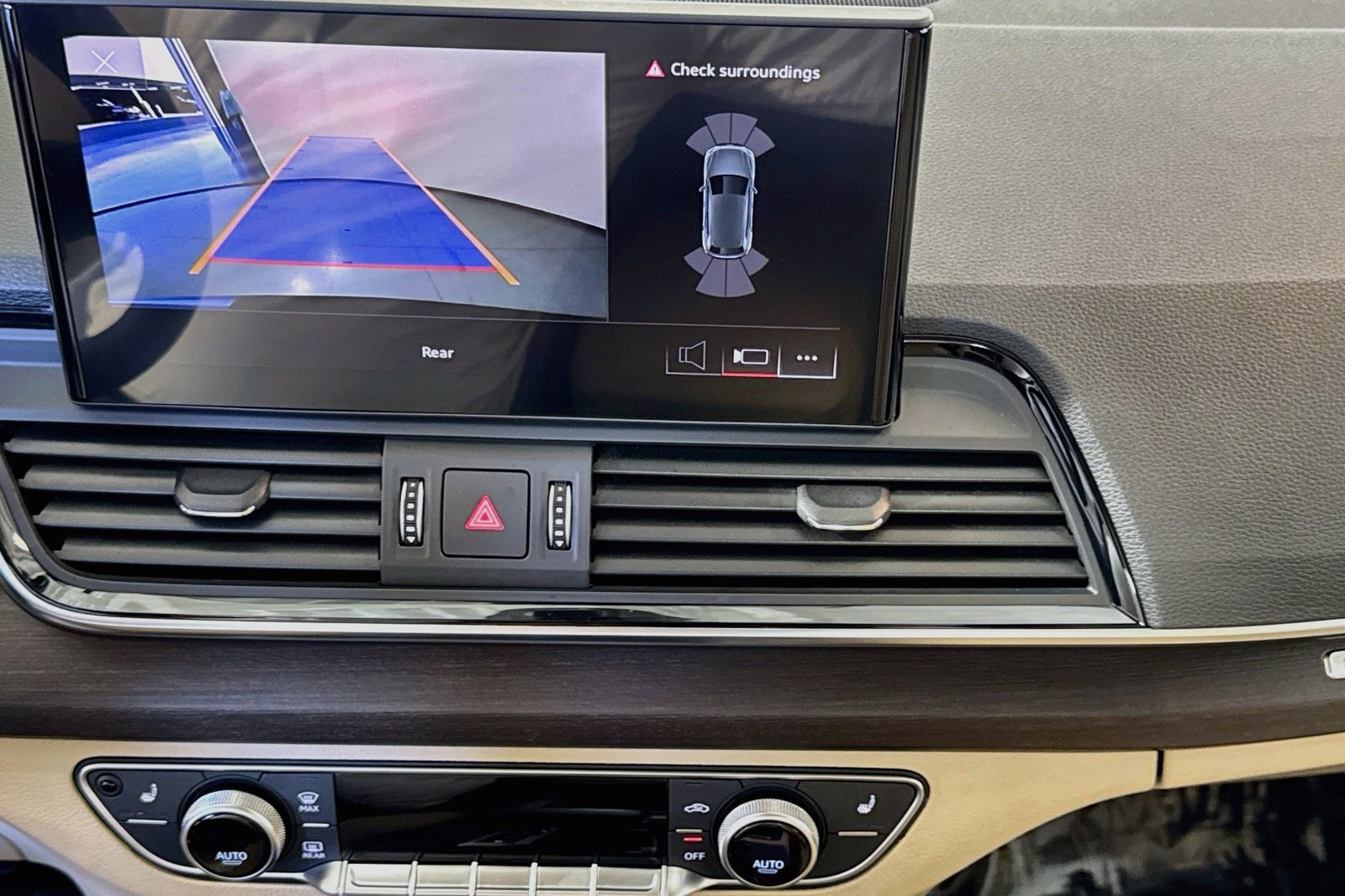 Used 2022 Mythos Black Metallic Audi Premium image 14