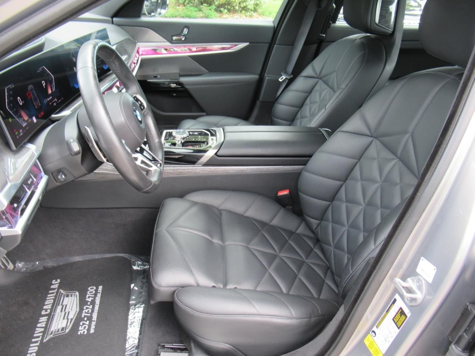 2023 BMW 7 Series 740i - Photo 18