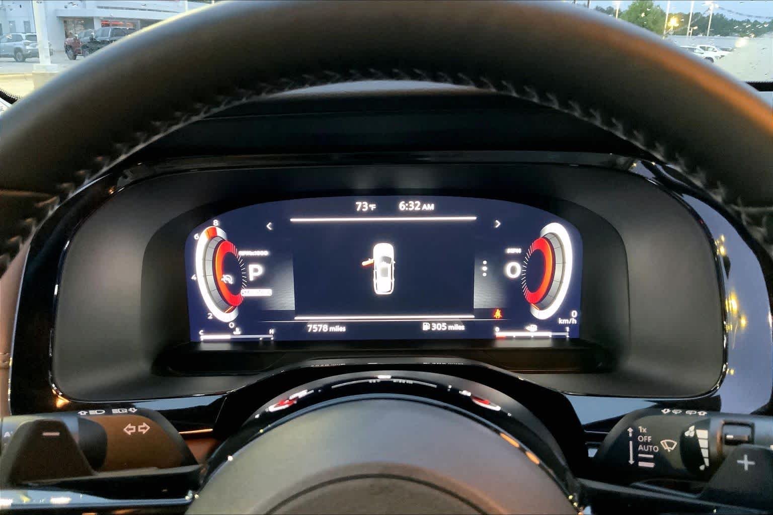 Used 2025 Boulder Gray Pearl Nissan Platinum image 24