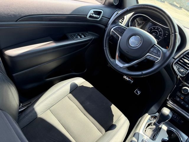 Certified Used 2022 White Jeep Laredo X image 15