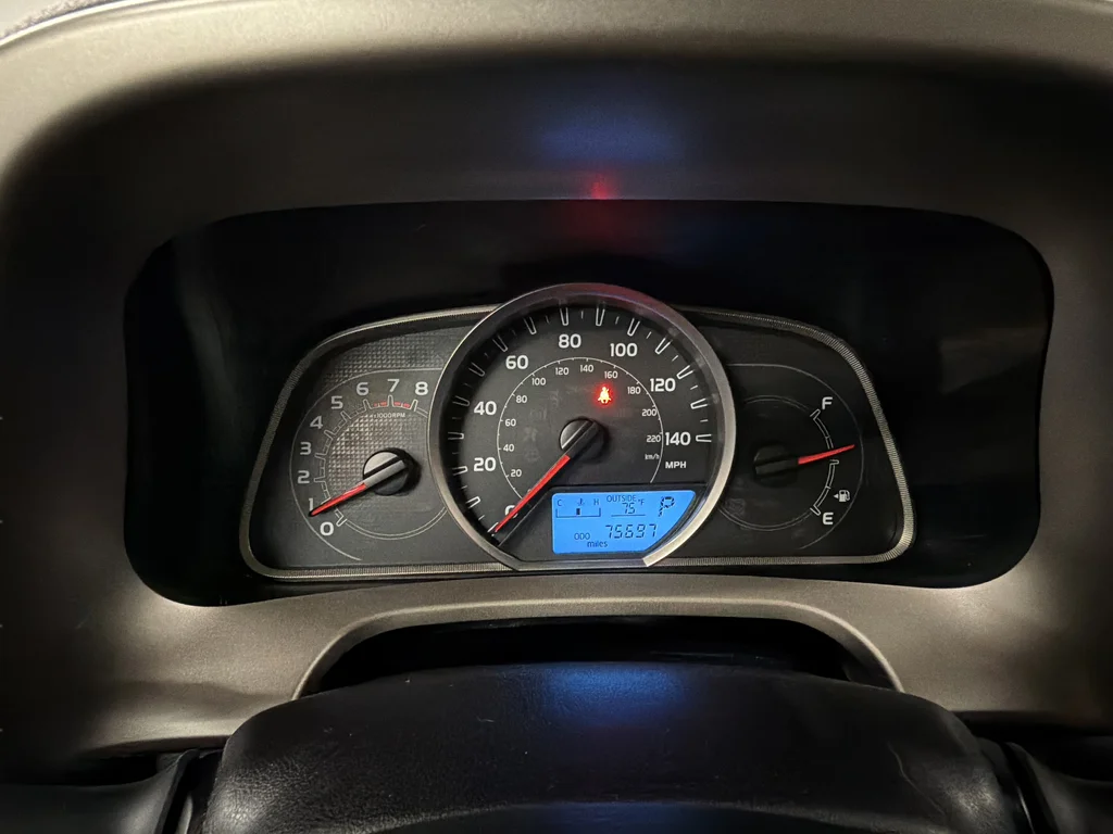 Used 2015 Blue Toyota XLE image 12