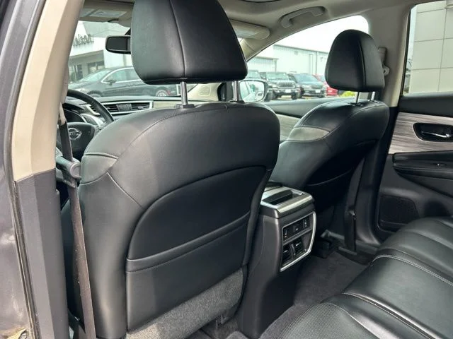 Used 2016 Gray Nissan Platinum image 22