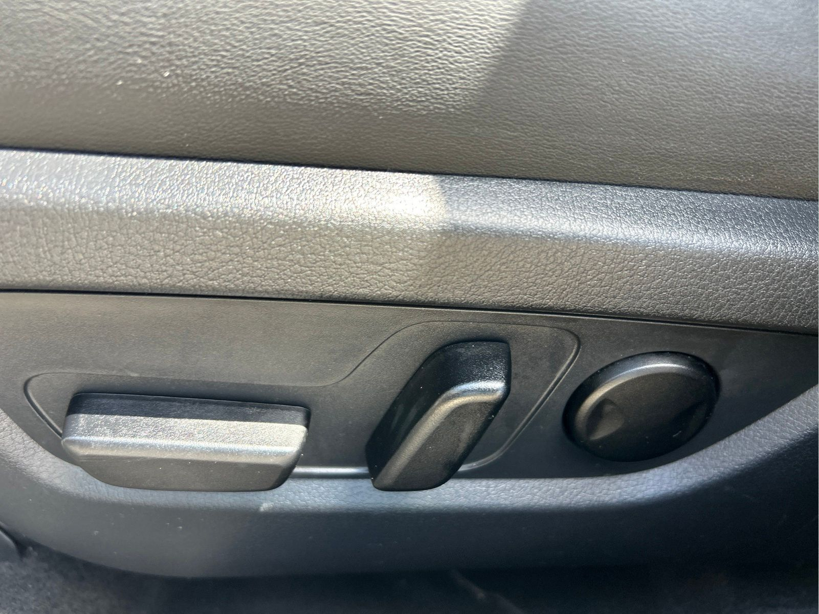 Used 2022 Silver Mazda 2.5 Turbo Premium Package image 26