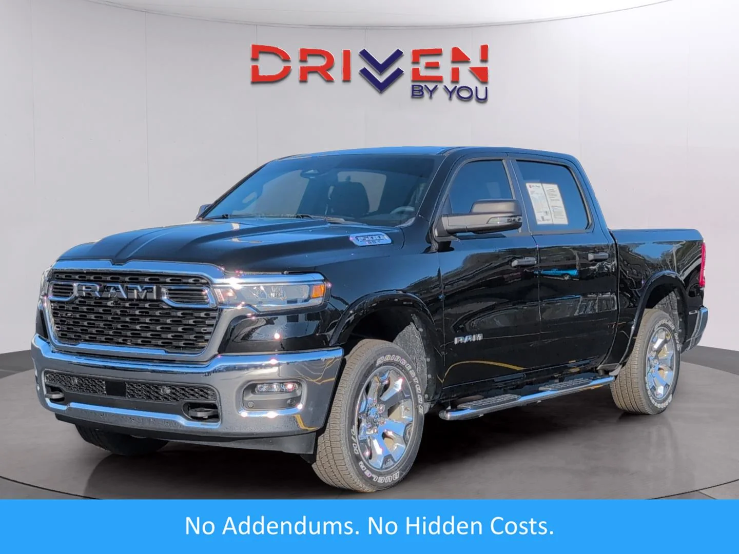 2025 RAM 1500 Big Horn/Lone Star 4x4 Crew Cab 5'7's photo
