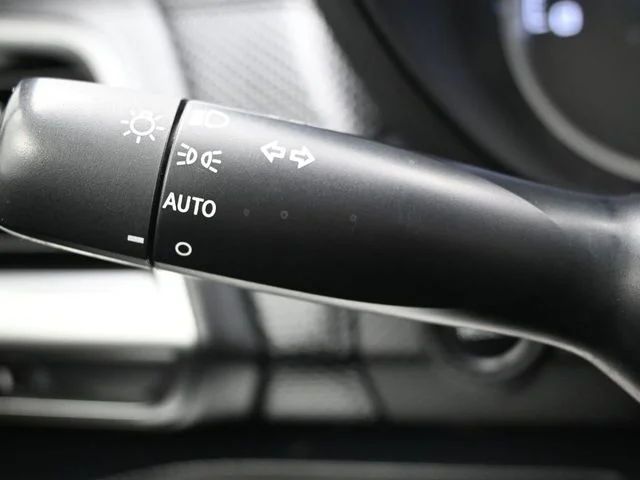 Used 2020 Black Subaru Premium image 28