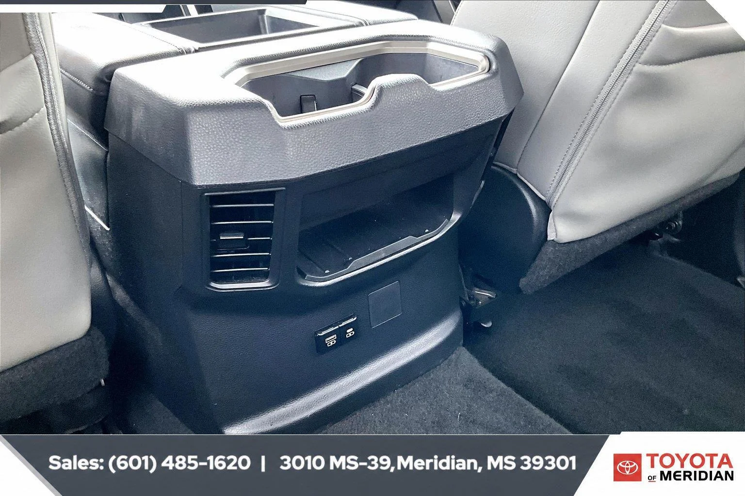 Used 2024 Midnight Black Metallic Toyota SR5 image 23