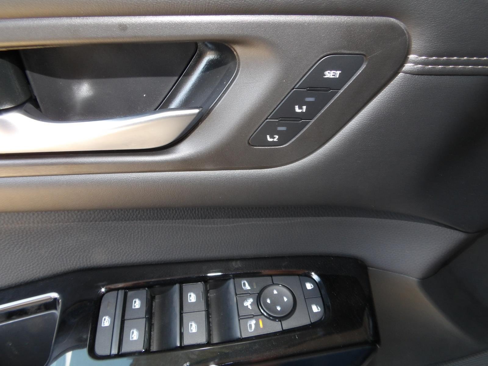 New 2026 Gun Metallic Nissan Platinum image 19