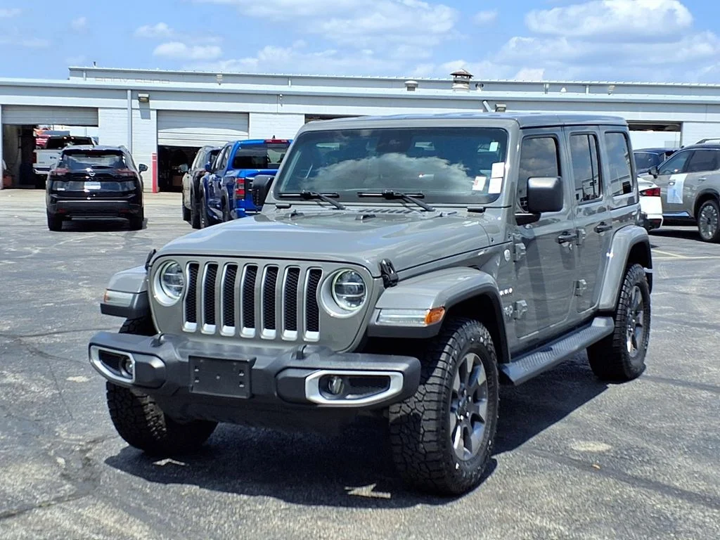 Used 2019 Jeep Wrangler Unlimited Sahara with VIN 1C4HJXEG9KW629738 for sale in Kansas City
