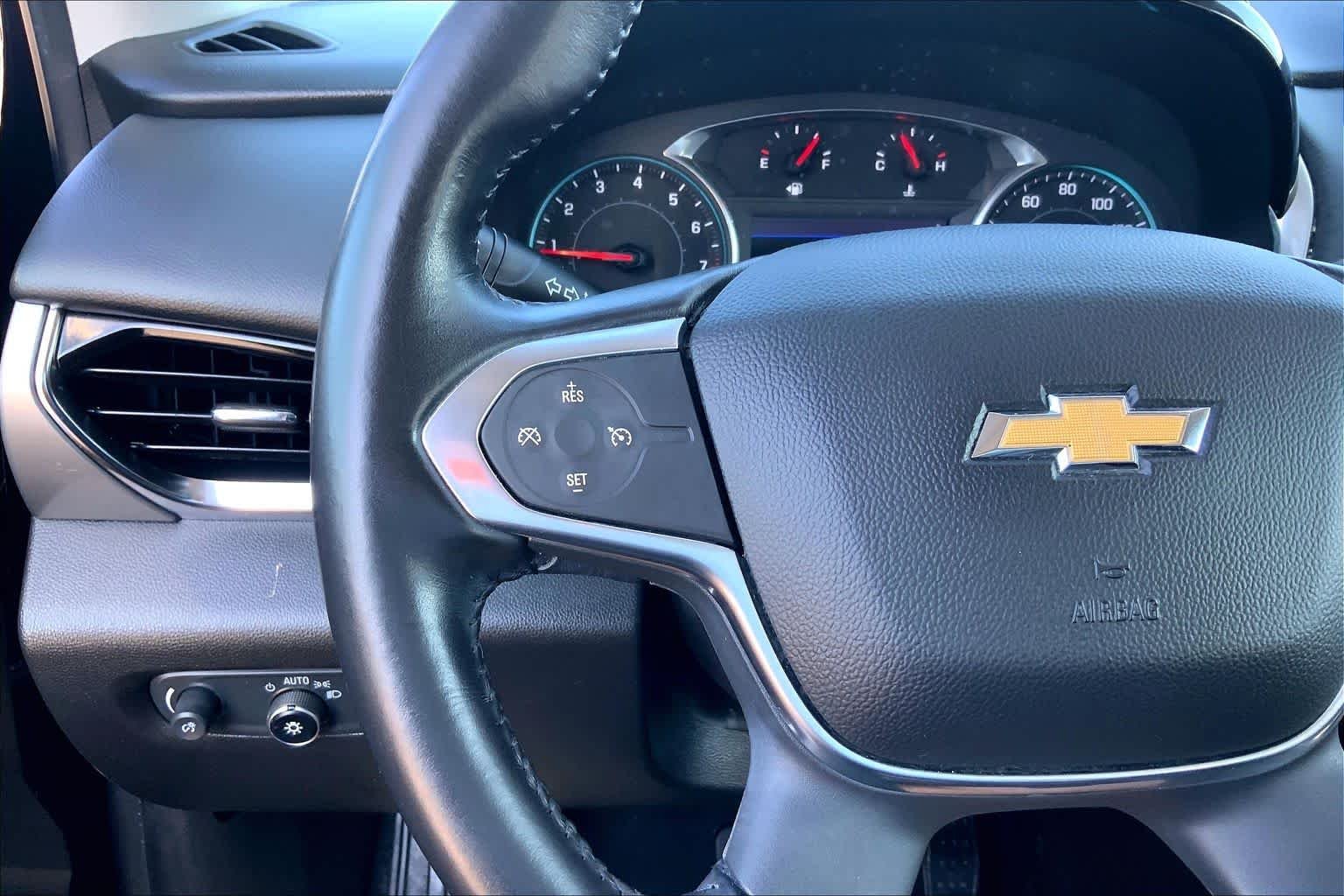 Used 2021 Mosaic Black Metallic Chevrolet LT Cloth image 23