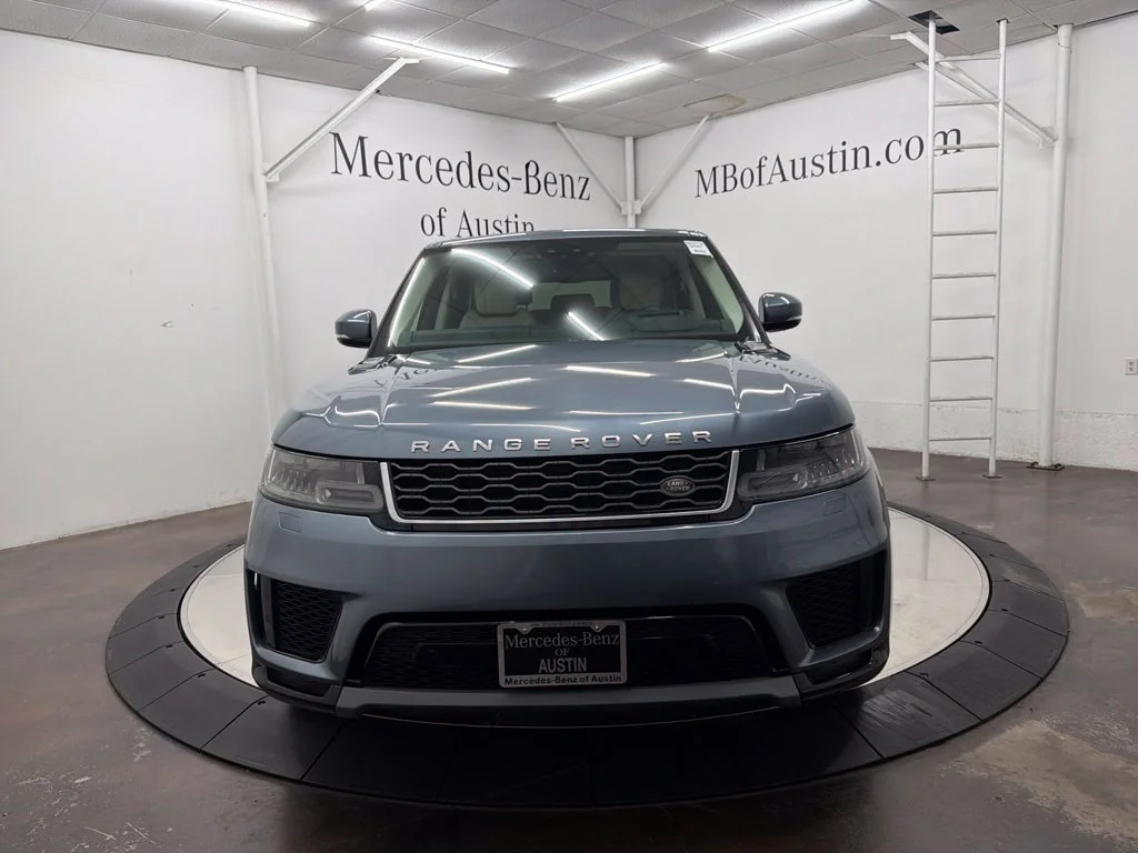 Used 2020 Blue Land Rover HSE image 2