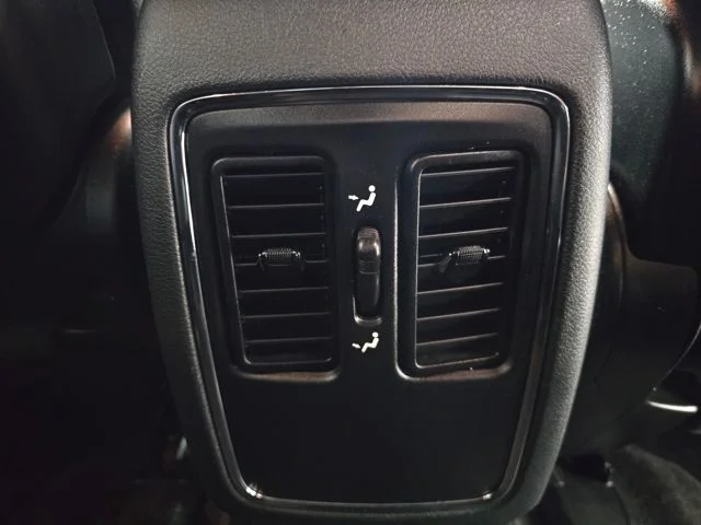 Used 2015 Black Jeep Laredo image 7