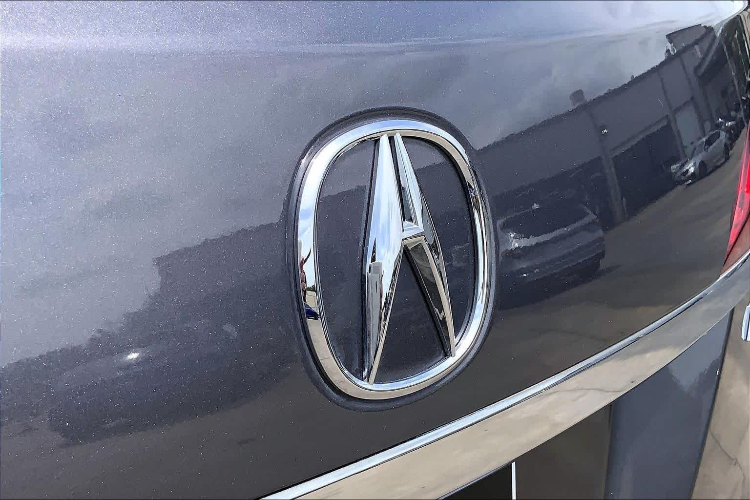 Used 2018 Modern Steel Metallic Acura w/Advance Pkg image 31