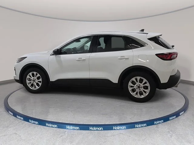 Certified Used 2023 Oxford White Ford Active image 8