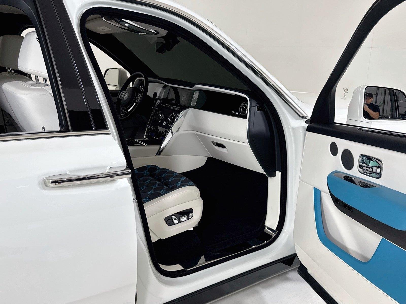 Used 2025 English White Rolls-Royce 26