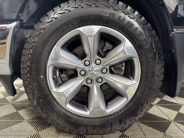 Used 2019 Black / Forest Green Ram Big Horn/Lone Star image 10