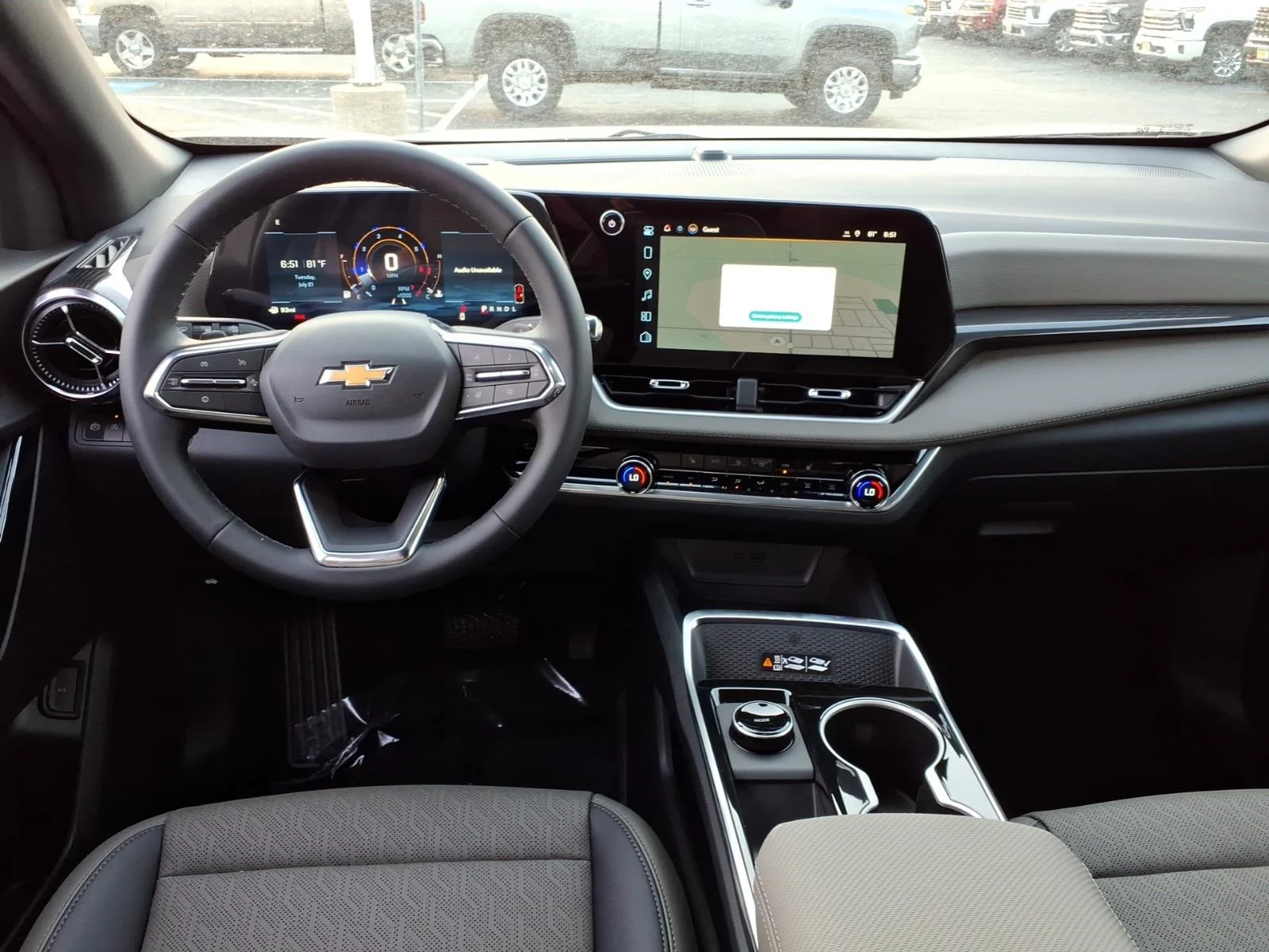 2027 Chevrolet Equinox LT - Photo 9