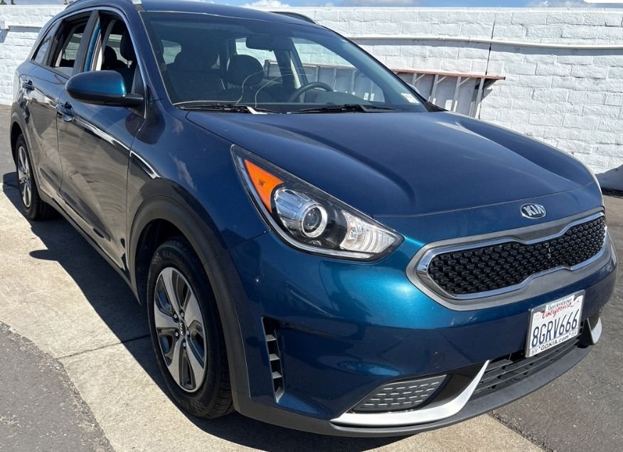 Used 2017 Kia Niro LX with VIN KNDCB3LC5H5104240 for sale in Fontana, CA