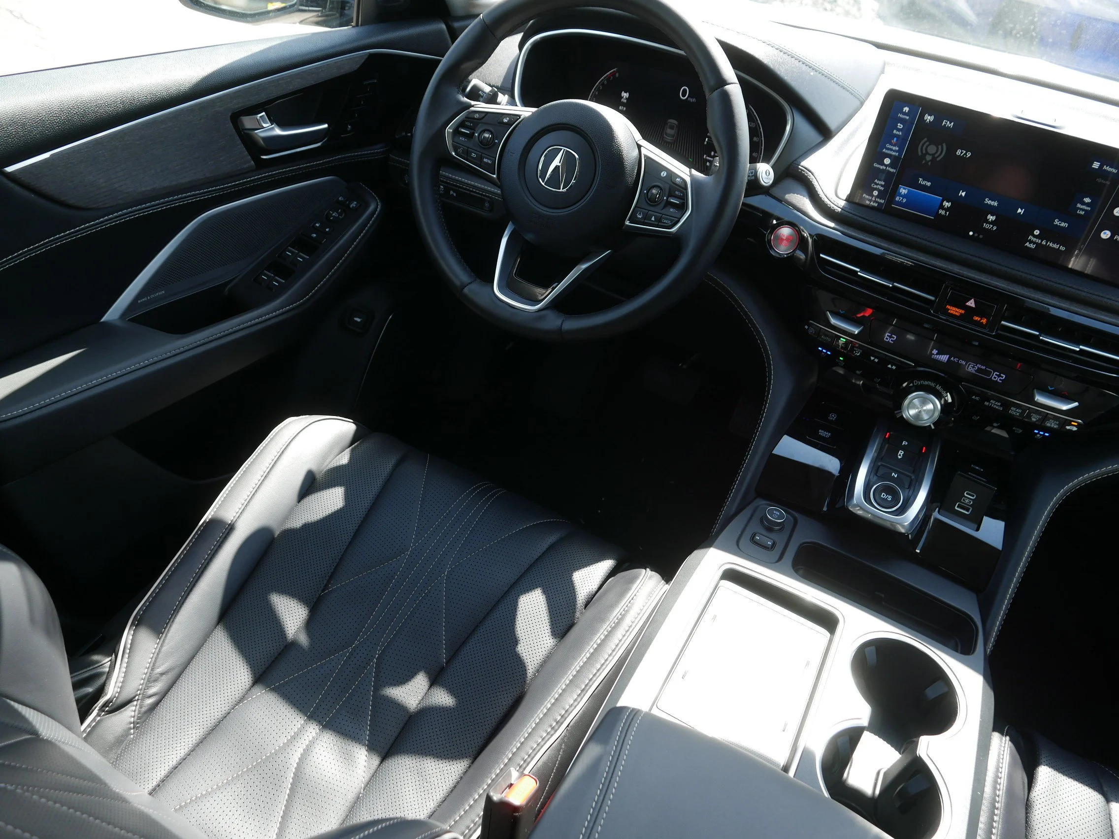 Certified Used 2026 Solar Silver Metallic Acura w/Advance Package image 9