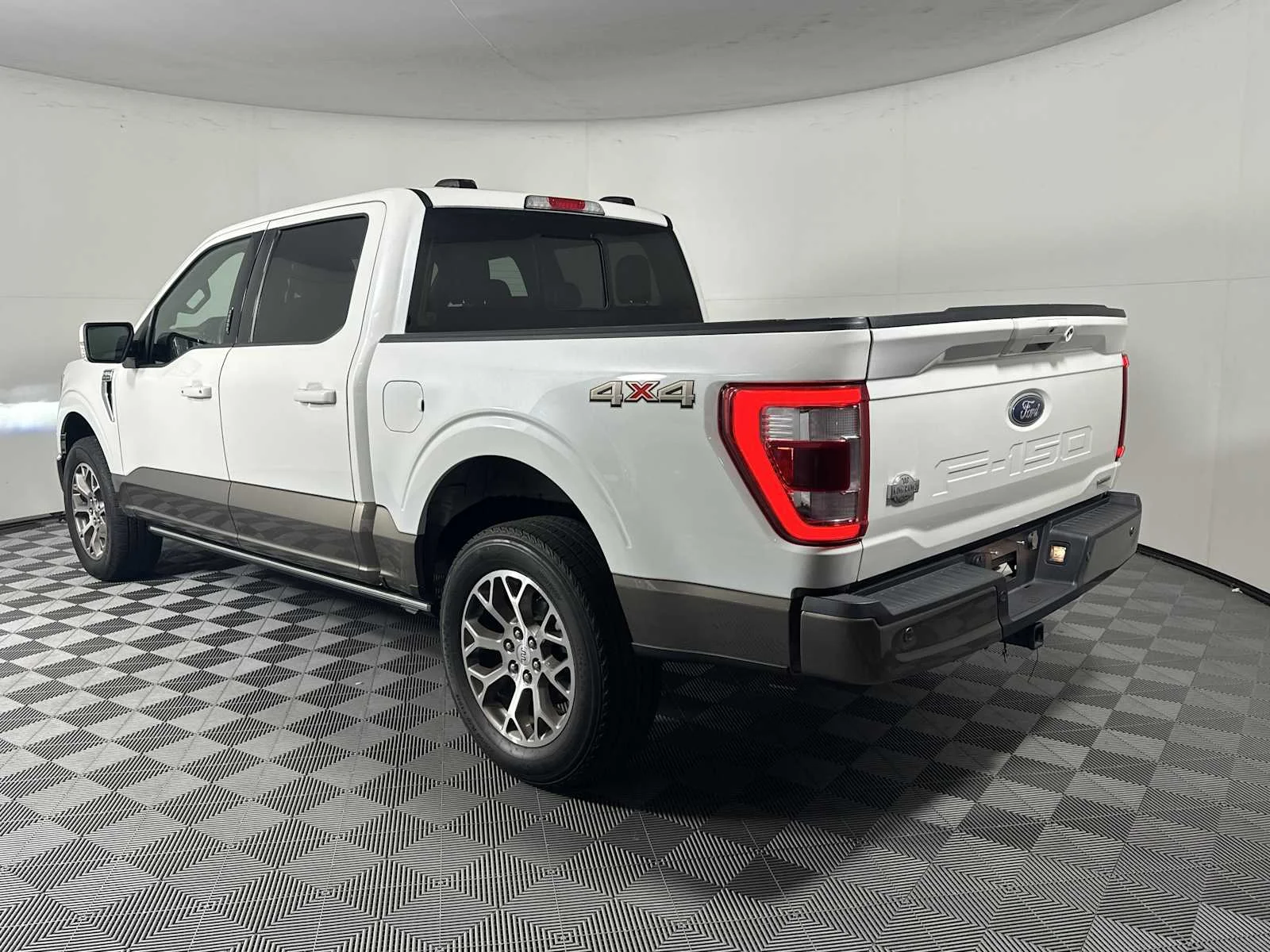 Certified Used 2023 Star White Ford King Ranch image 6