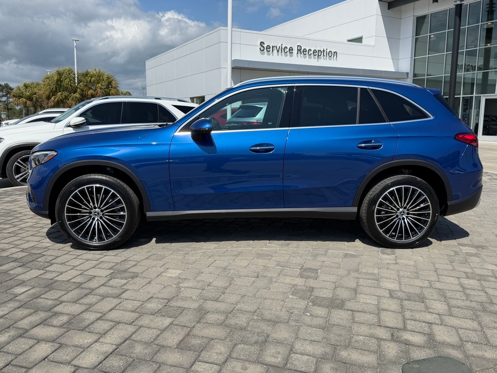 New 2026 Starling Blue Metallic Mercedes-Benz GLC 300 image 11