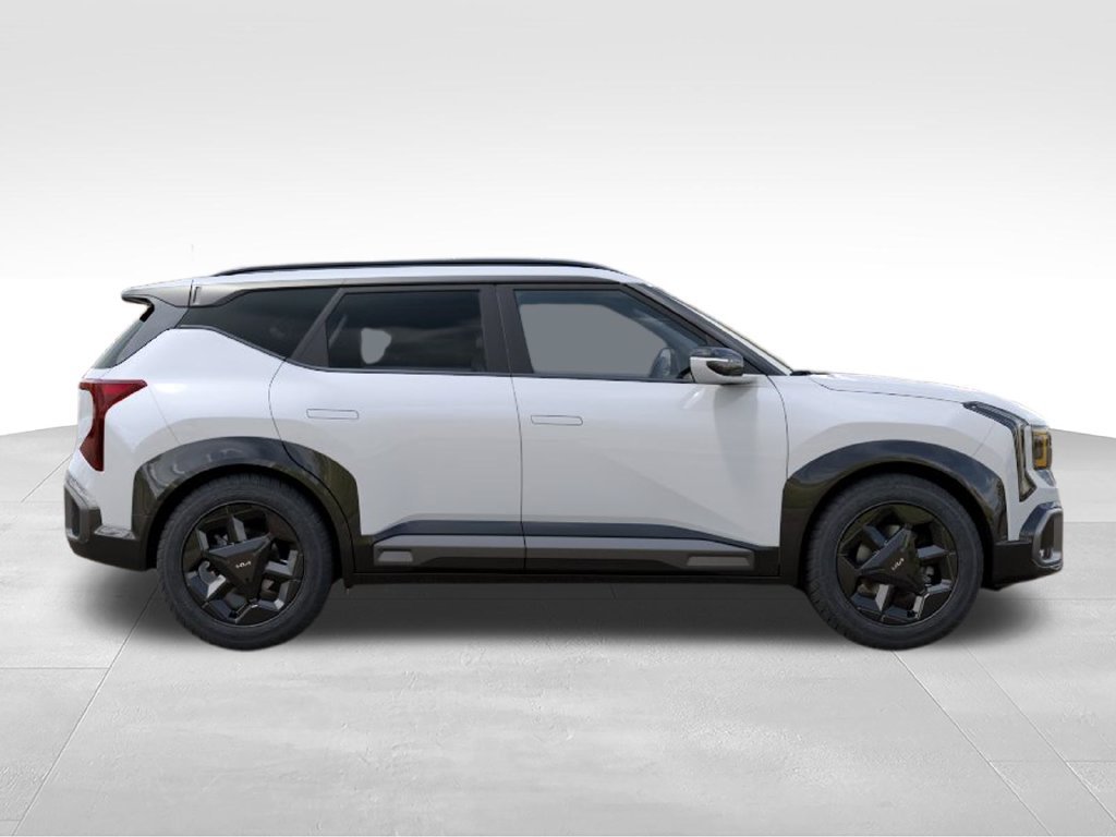 New 2027 Snow White Pearl Kia X-Line S image 7