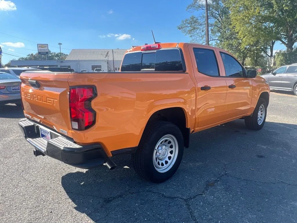 2025 Chevrolet Colorado Work Truck - Photo 8