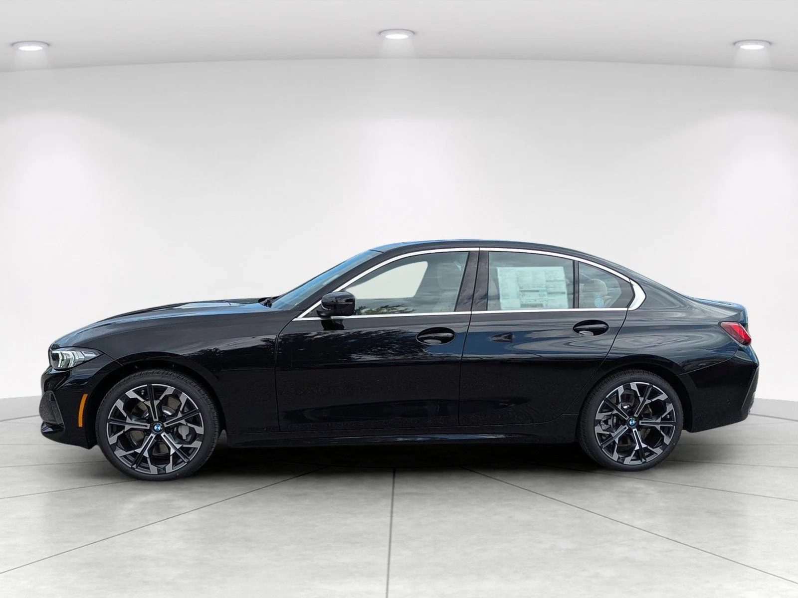 New 2026 Black Sapphire Metallic BMW 330i xDrive image 4