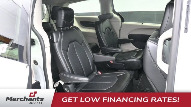 Used 2024 White Chrysler Touring L image 12