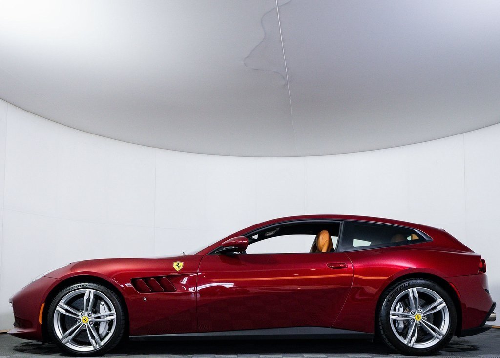 2020 Ferrari GTC4Lusso photo 4