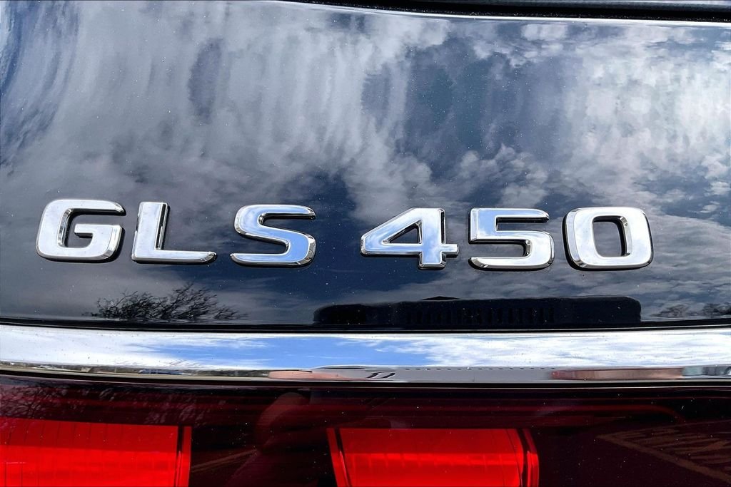 Certified Used 2024 Black Mercedes-Benz GLS 450 image 33