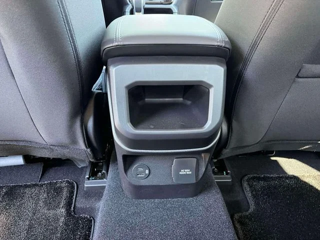 New 2026 Blue Ford XLT image 15