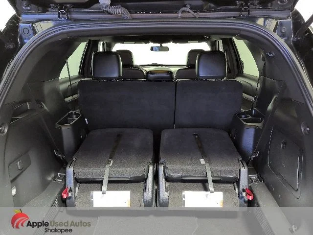 Used 2016 Black Ford XLT image 10