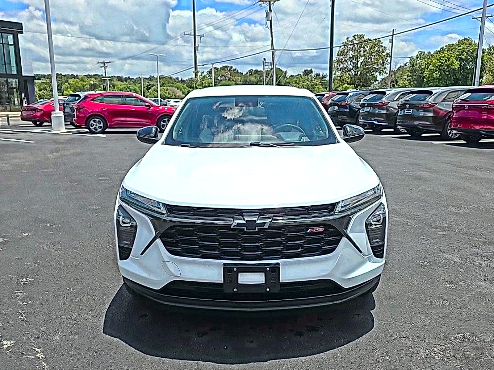 Used 2024  Chevrolet FWD 1RS image 2