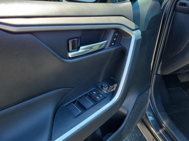 Certified Used 2024 MAGNETIC GRAY MET. Toyota  image 18
