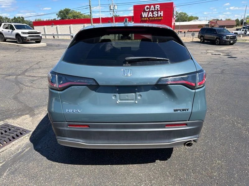 Used 2024  Honda Sport image 6