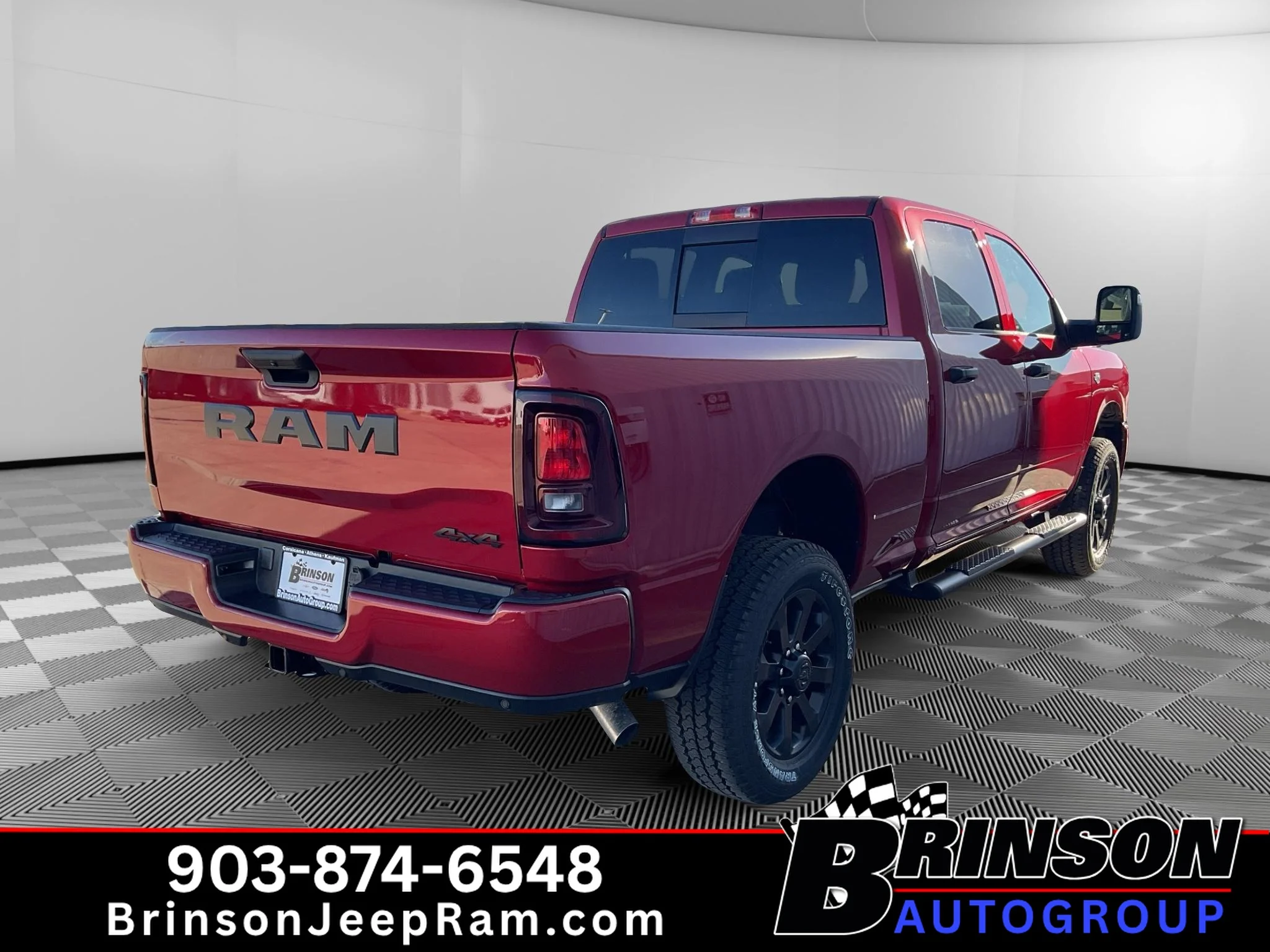 New 2027 Molten Red Pearl-Coat Exterior Paint RAM Black Express image 5